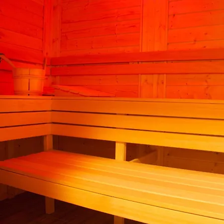 Pensión Rak Wellness 3*
